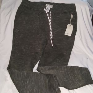 Men's med military green joggers